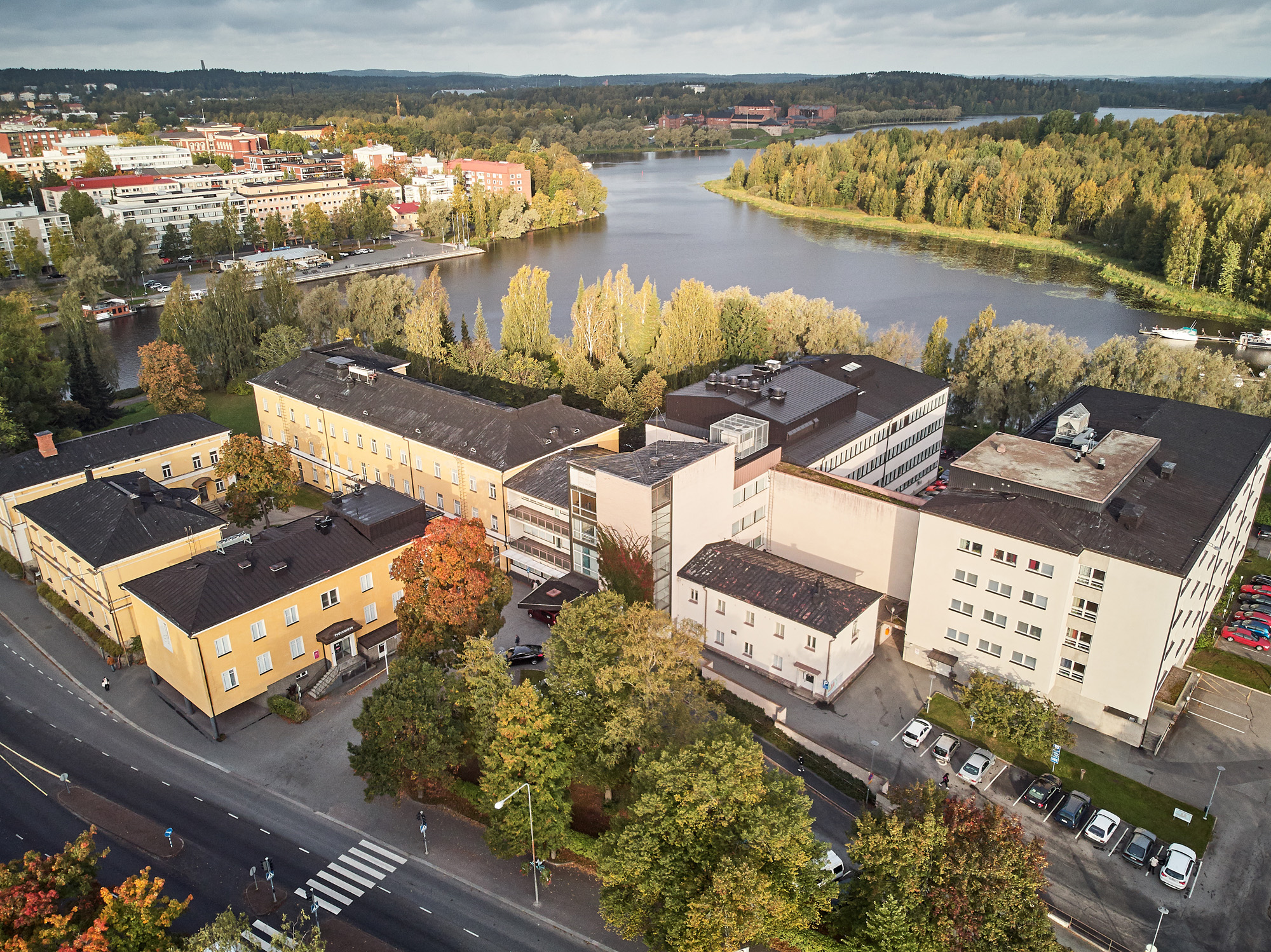 Ilmakuvaa pääterveysasemasta.